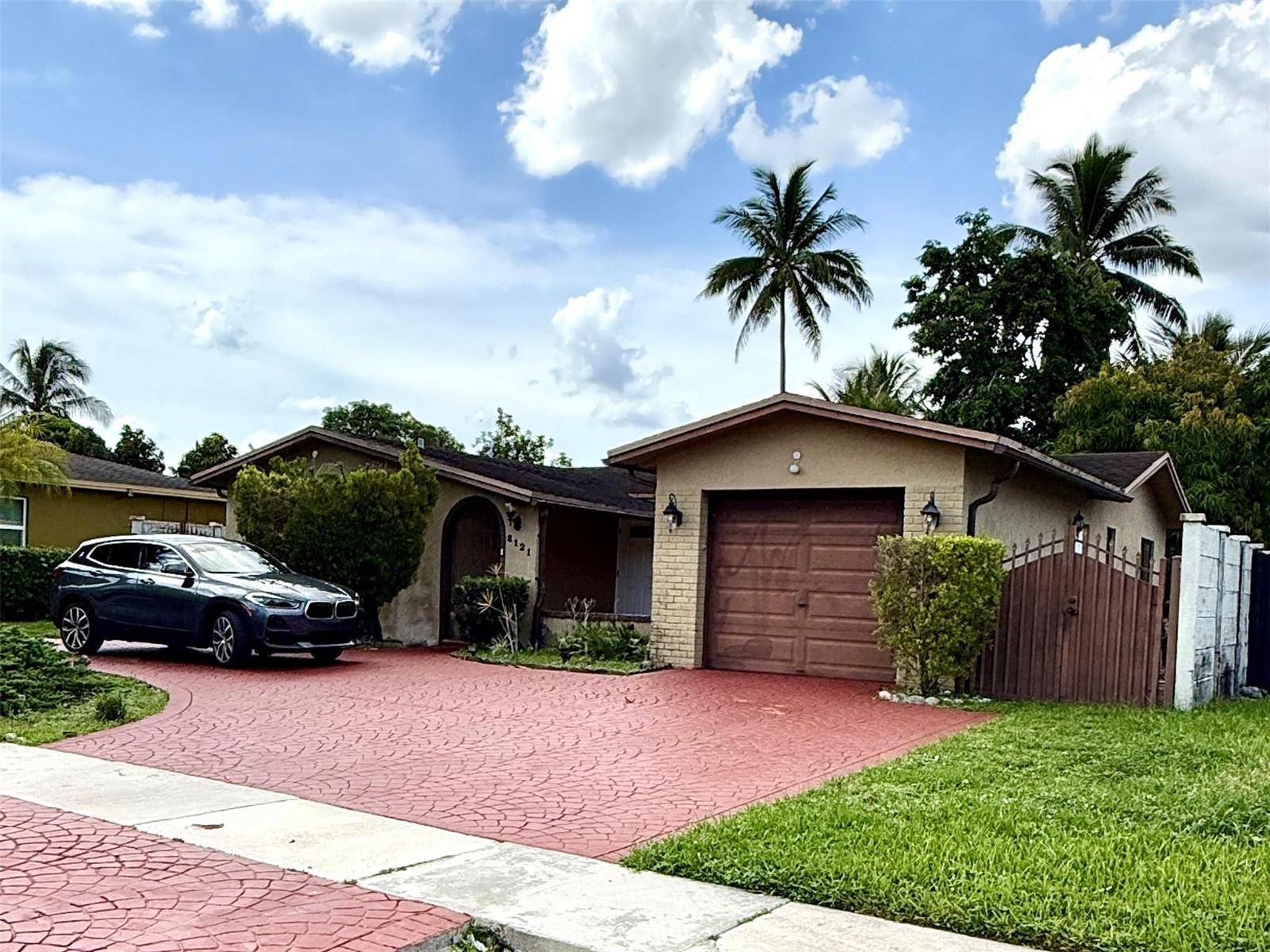 8121 SW 8thNorth Lauderdale - picture
