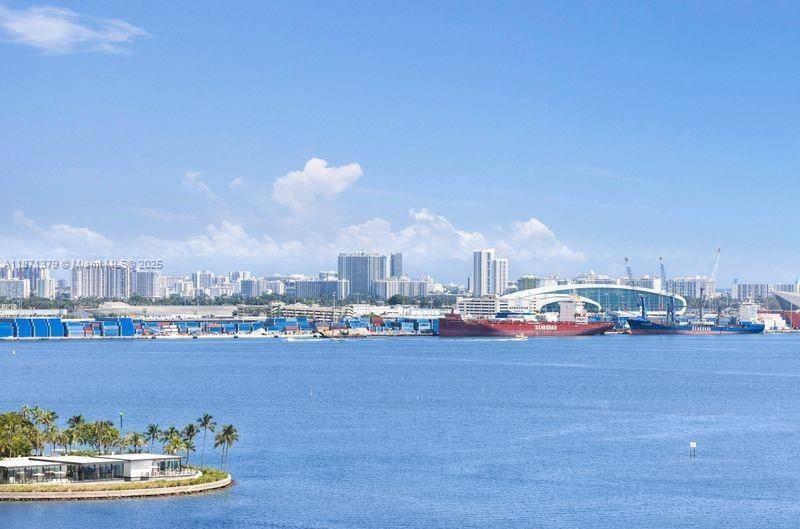 1331 Brickell Bay DrMiami - Condo 5+ Stories,Condo condo unit 1602 - picture