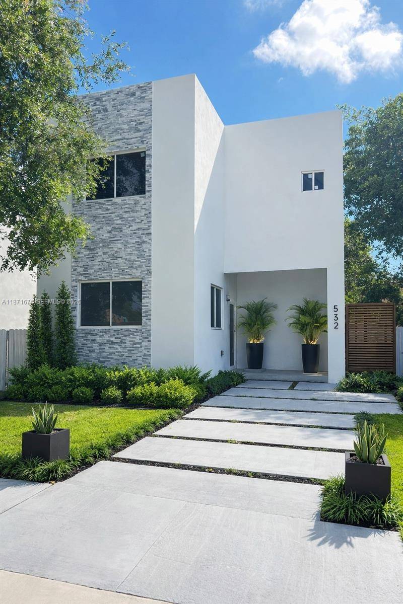 532 NW 17th AveFort Lauderdale - picture