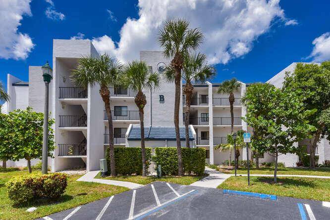 1605 S Us Highway 1Jupiter - SEA RISE CONDO condo unit B105 - picture