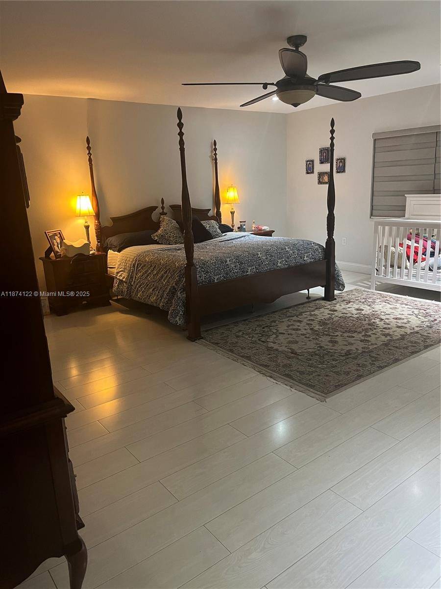 7521 SW 57th TerMiami - picture