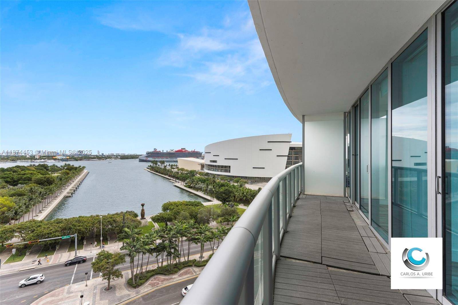 888 Biscayne BlvdMiami - Condo/Co-Op/Annual,Condo condo unit 911 - picture