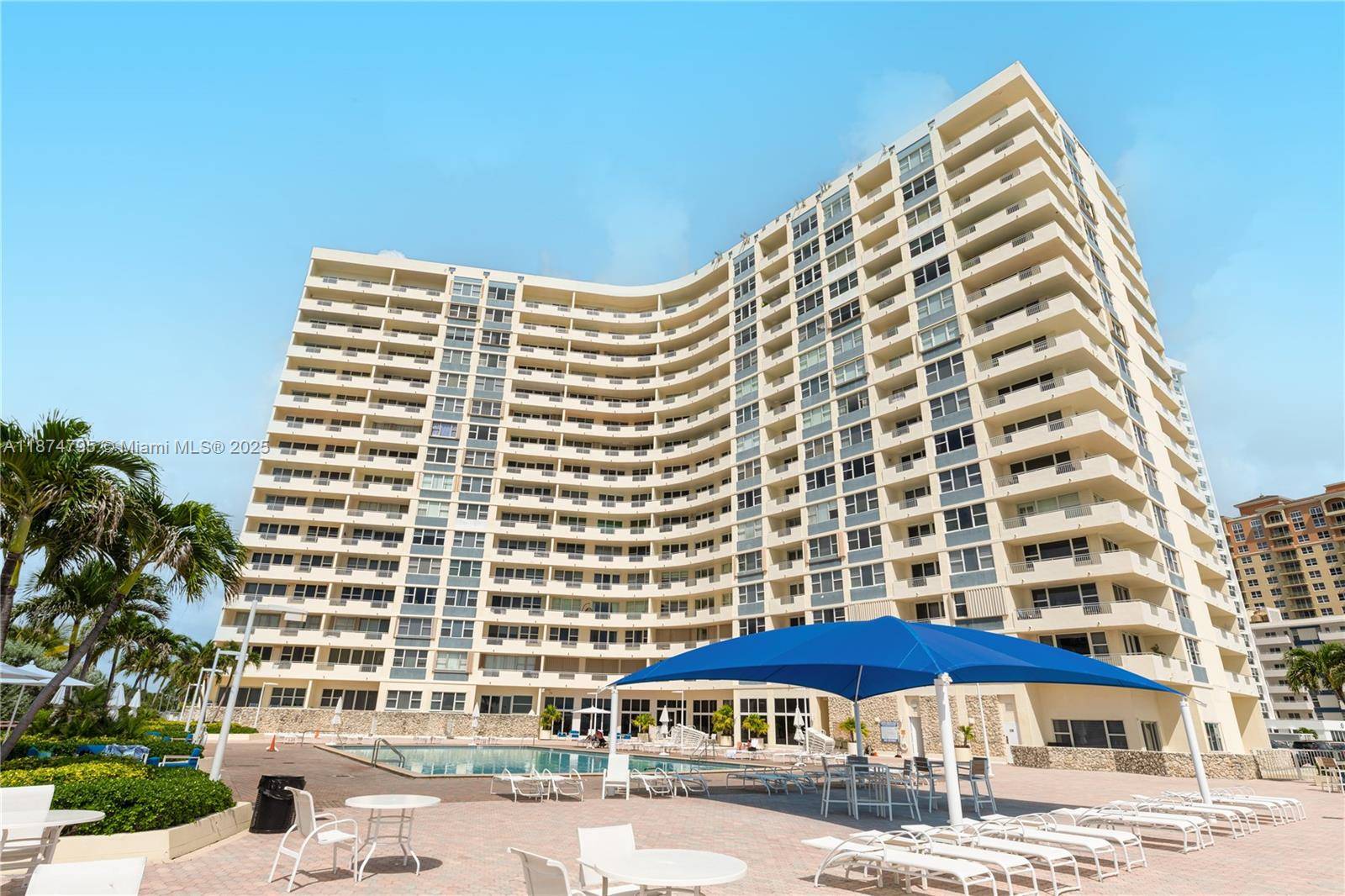 3180 S Ocean DrHallandale Beach - Condo 1-4 Stories,Condo condo unit 1517 - picture