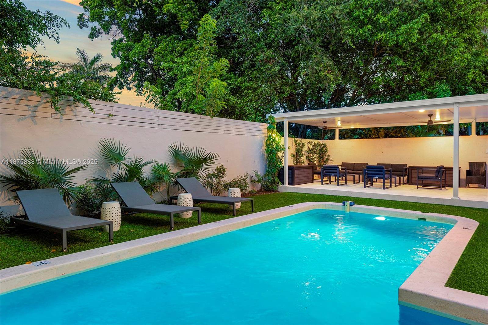 1019 NE 87th StMiami - picture