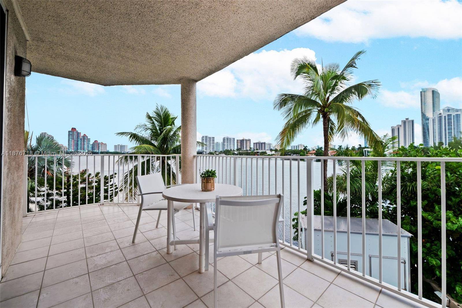 18260 N Bay RdSunny Isles Beach - Condo 5+ Stories,Condo condo unit 320 - picture
