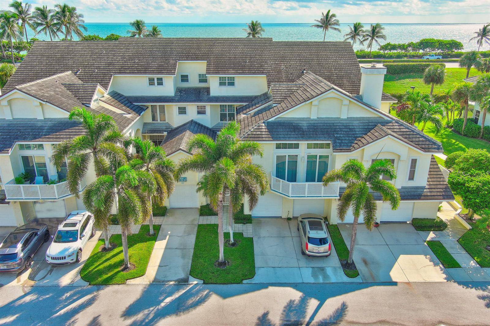 406 MainsailJupiter - picture