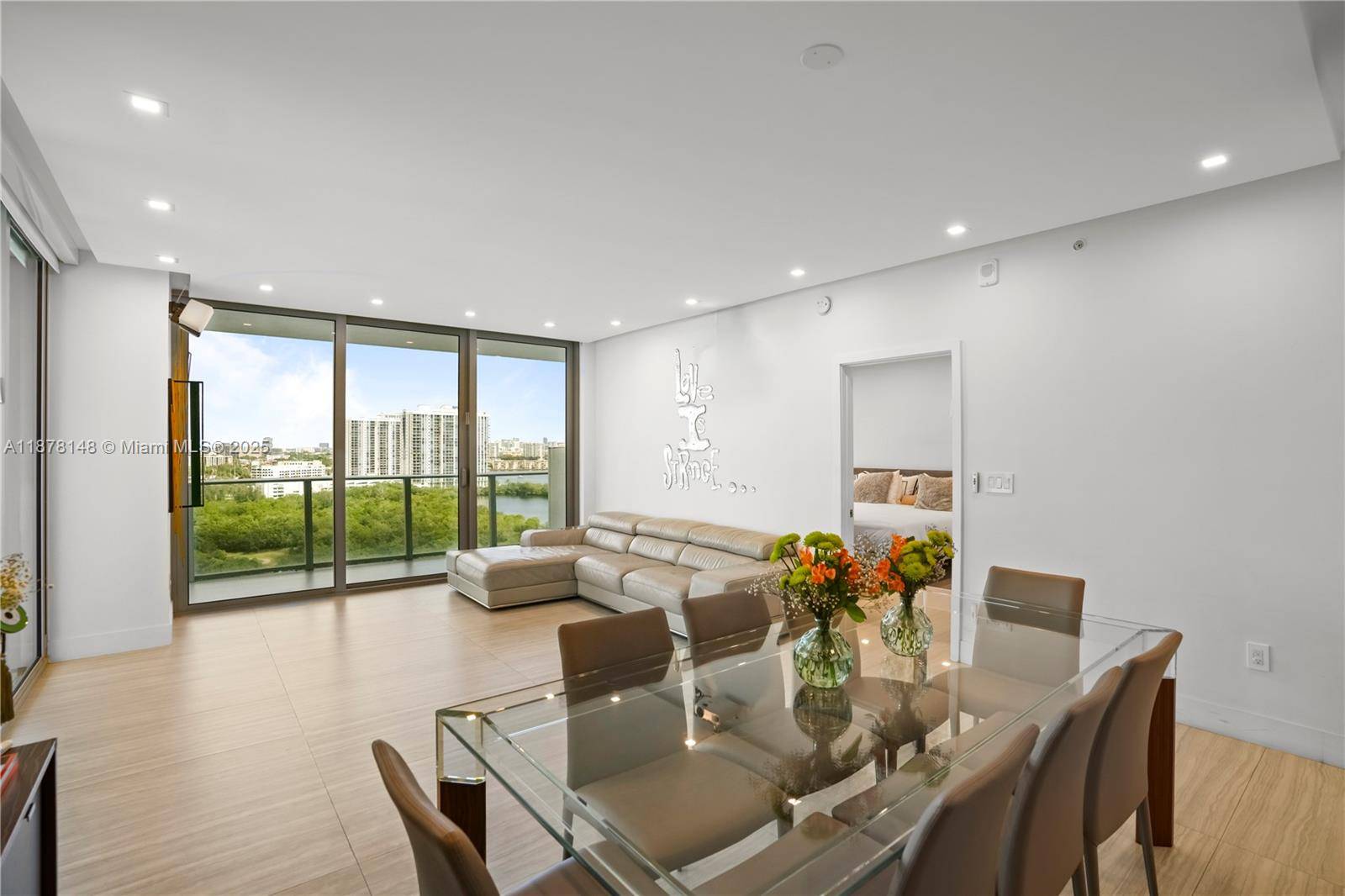 16385 Biscayne BlvdNorth Miami Beach - Condo 5+ Stories,Condo condo unit 1601 - picture