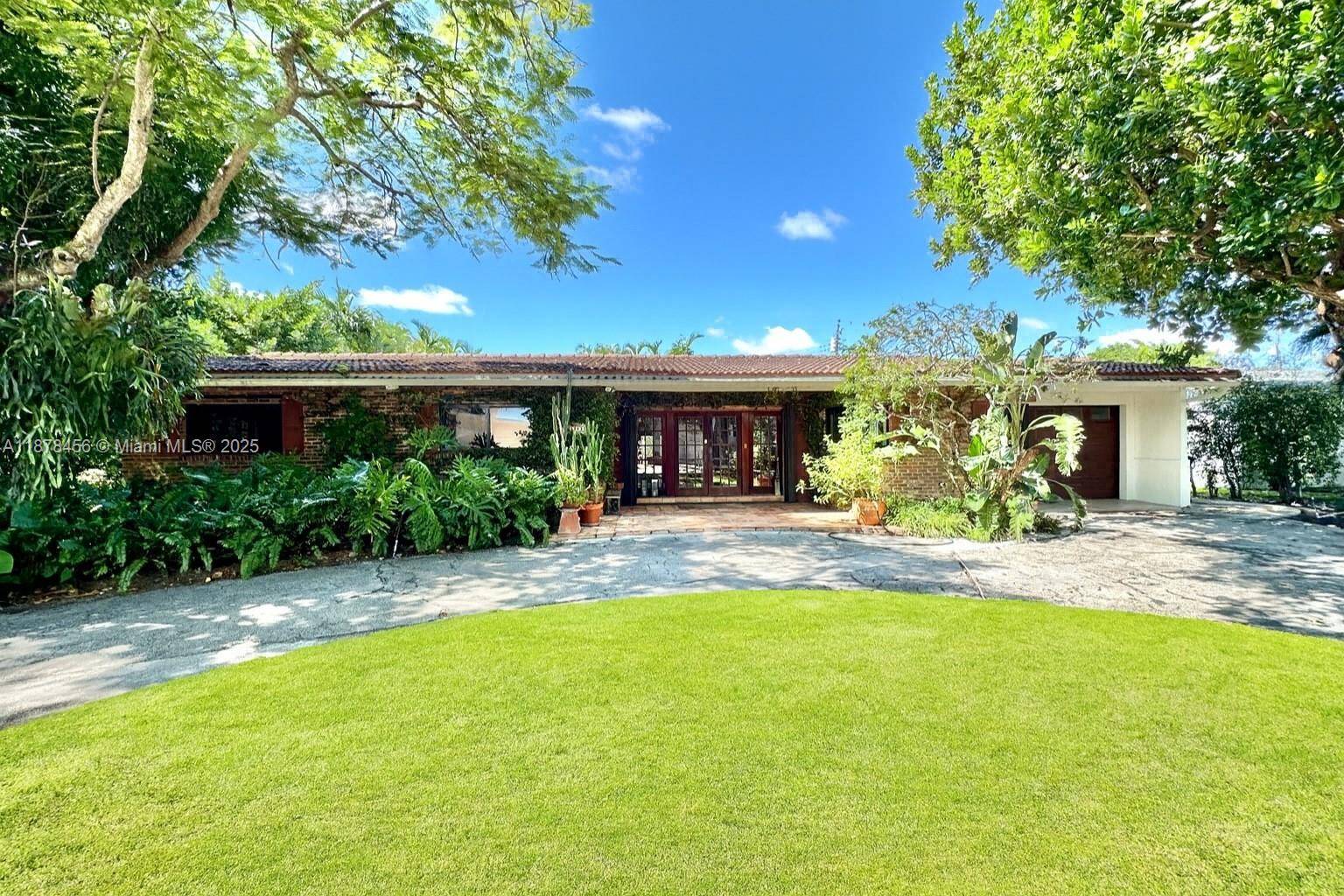 12430 Keystone Island DrNorth Miami - picture