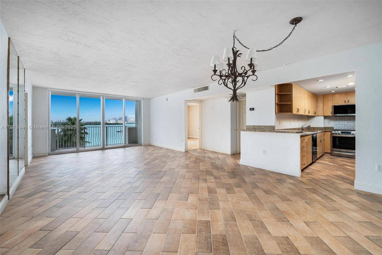 10350 W Bay Harbor DrBay Harbor Islands - Condo 5+ Stories,Condo condo unit 5R - picture