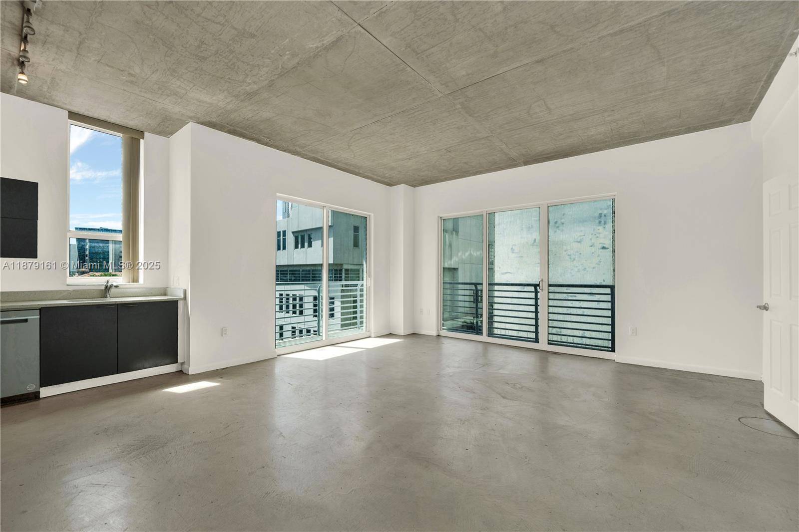 234 NE 3rd StMiami - Condo 5+ Stories,Condo condo unit 601 - picture