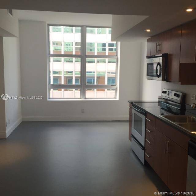111 E Flagler StMiami - Condo 5+ Stories,Condo condo unit 1003 - picture
