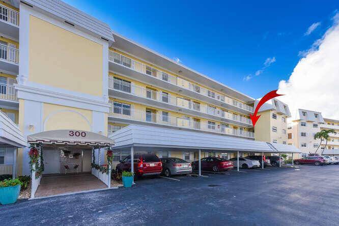 300 John F KennedyAtlantis - ATLANTIS SHERBROOKE VILLAS condo unit 208 - picture