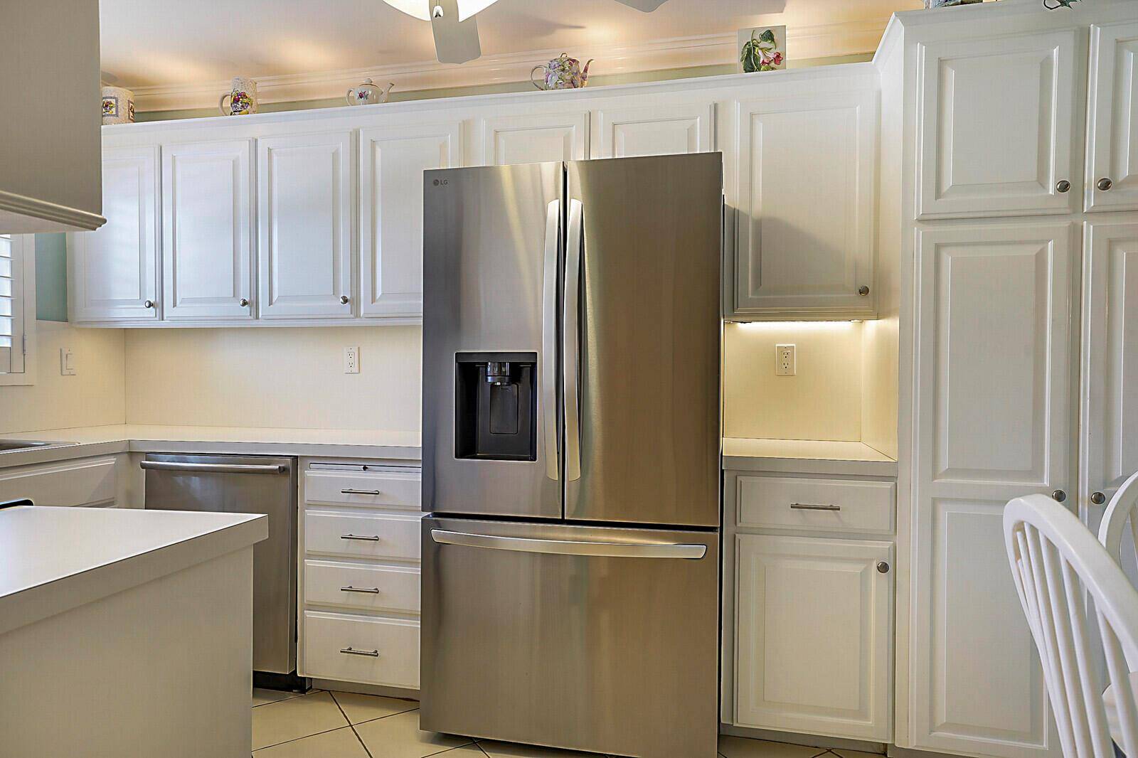 700 NE HarbourBoca Raton - HARBOUR EAST HOUSE CONDO condo unit 2310 - picture