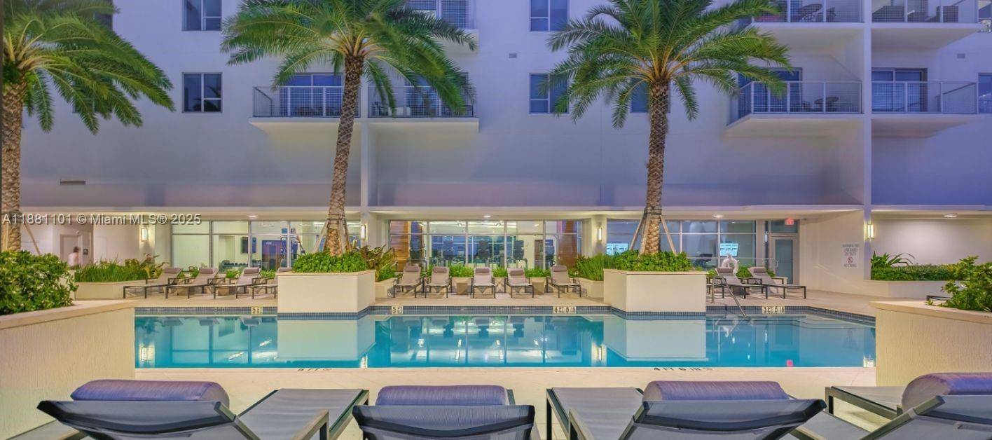 591 Evernia SreetWest Palm Beach - Parkline Palm Beaches condo unit B1 - picture