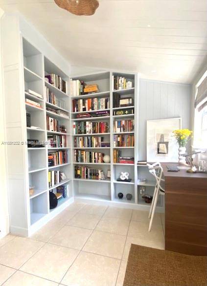 2952 Virginia StMiami - picture