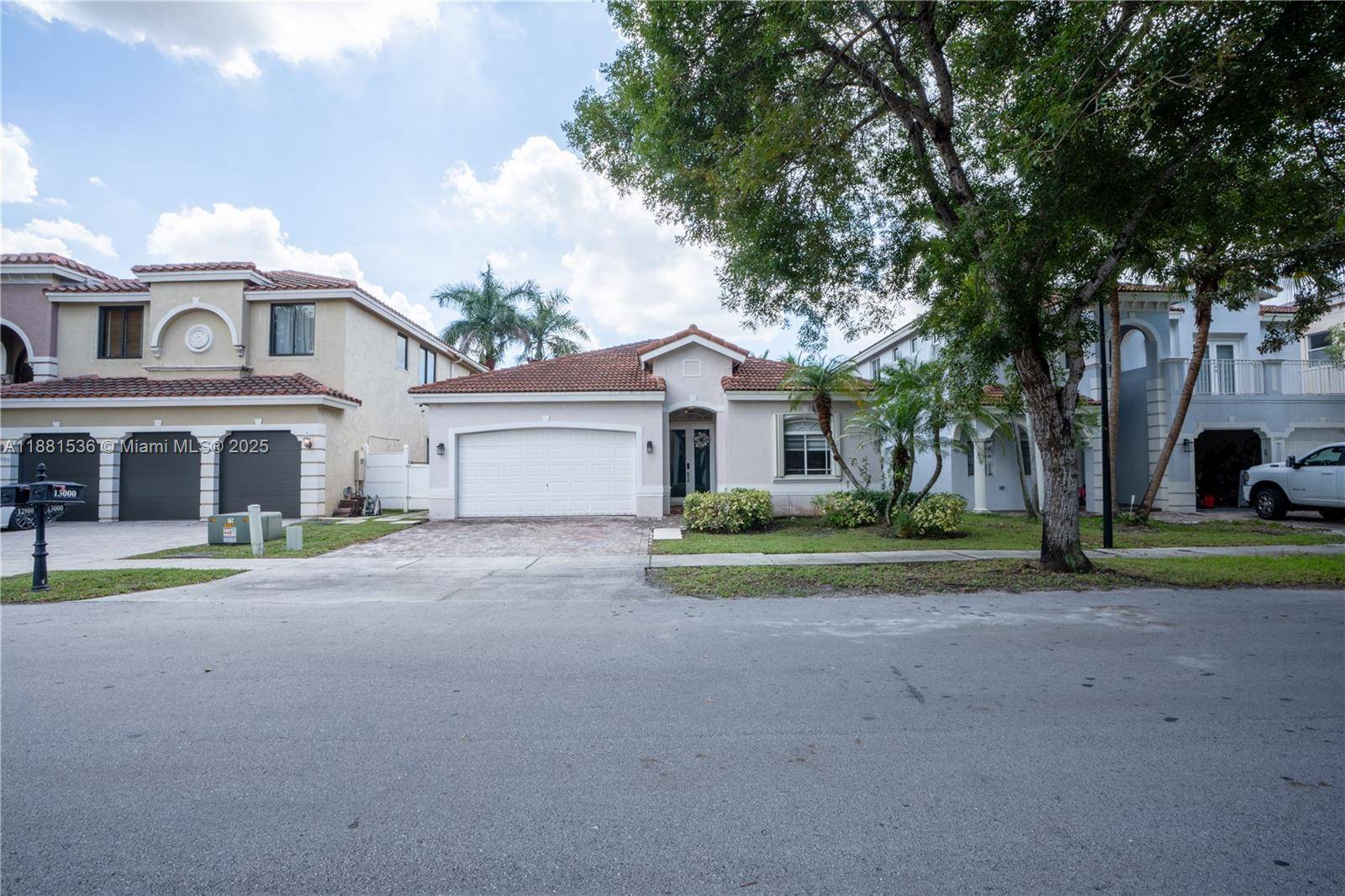 13000 SW 52nd StMiramar - picture