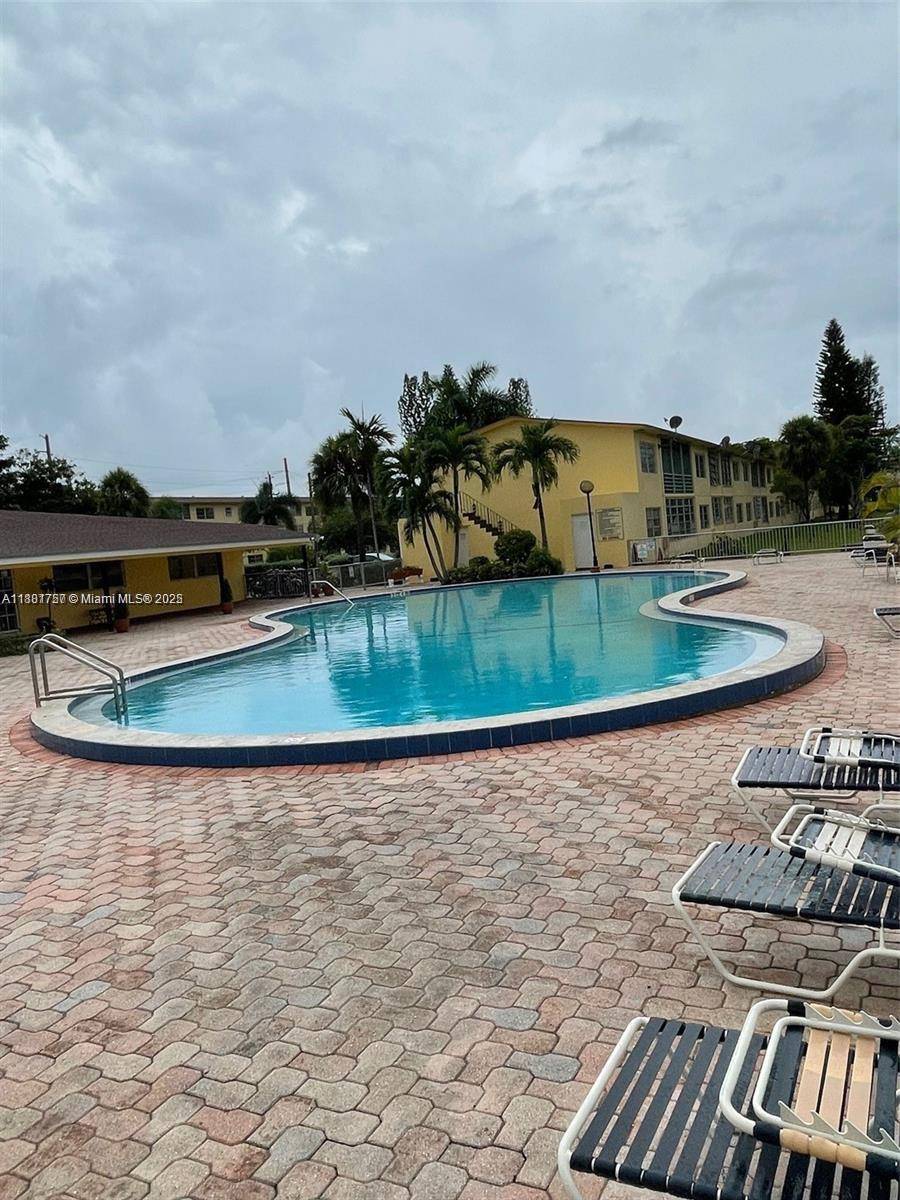 20201 NE 29th CtAventura - Condo 1-4 Stories,Condo condo unit D112 - picture