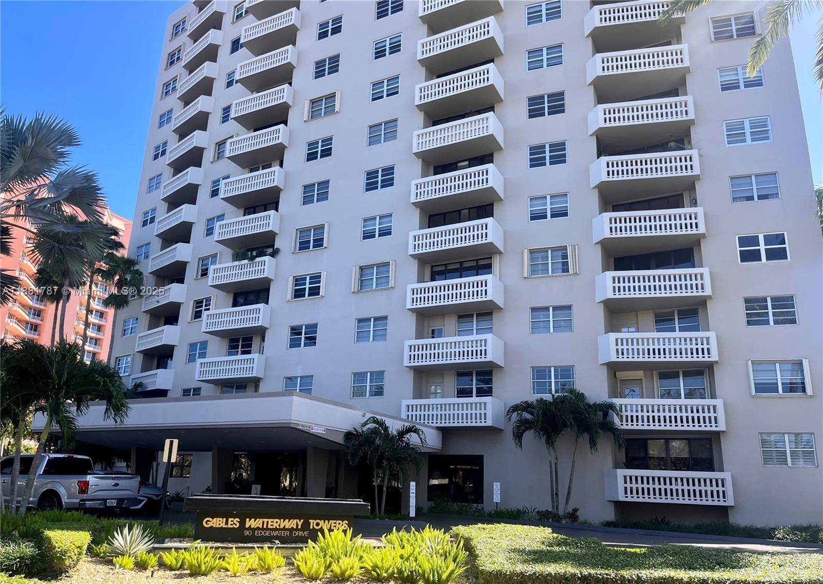 90 Edgewater DrCoral Gables - Condo/Co-Op/Annual,Condo condo unit 212 - picture