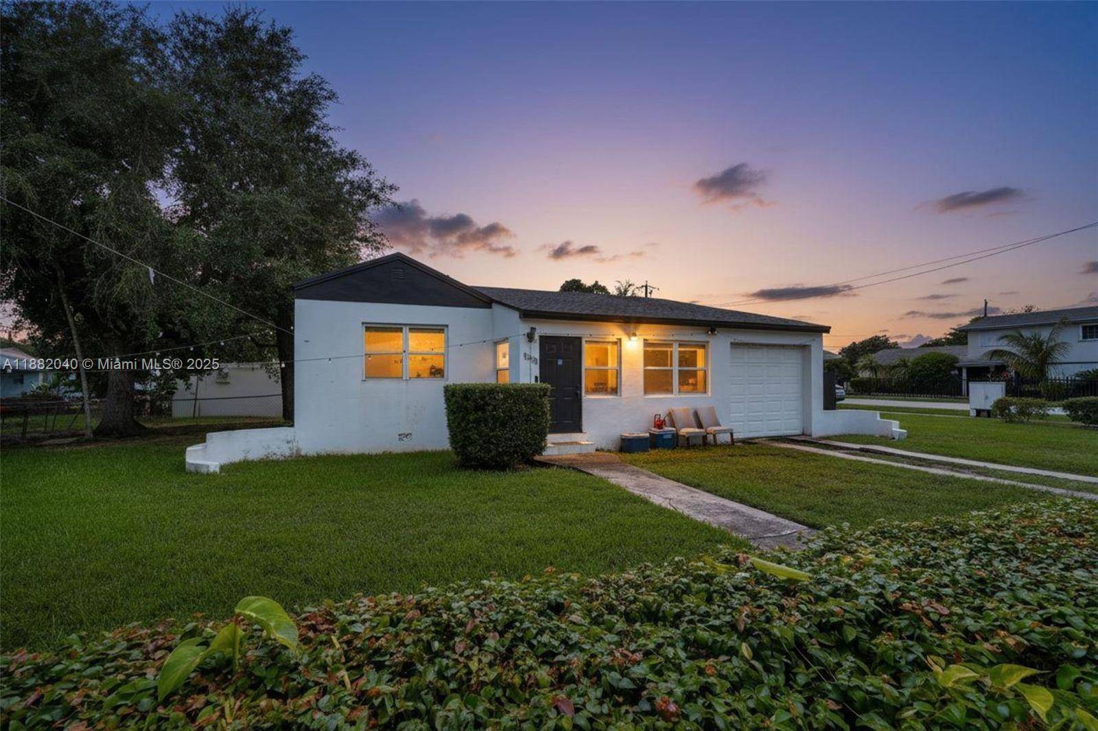 1090 NW 77th StMiami - picture