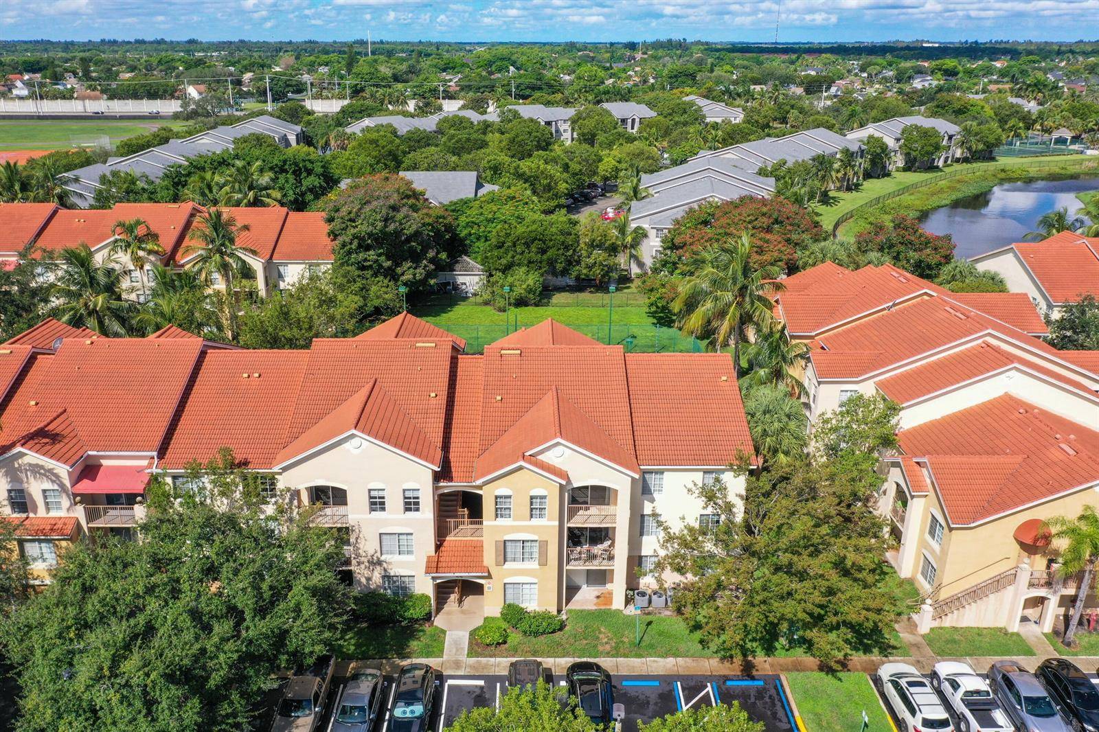 4041 San MarinoWest Palm Beach - EMERALD ISLE AT LAGUNA LAK condo unit 307 - picture
