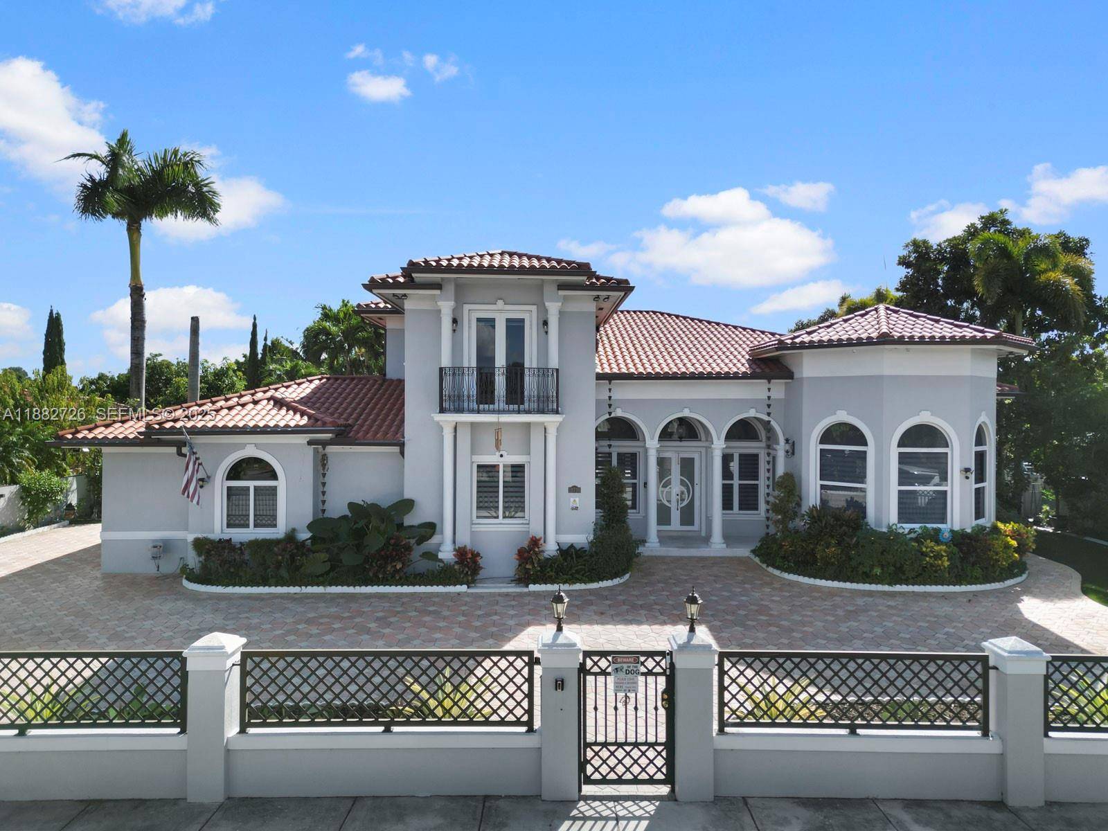 12770 SW 188th StMiami - picture