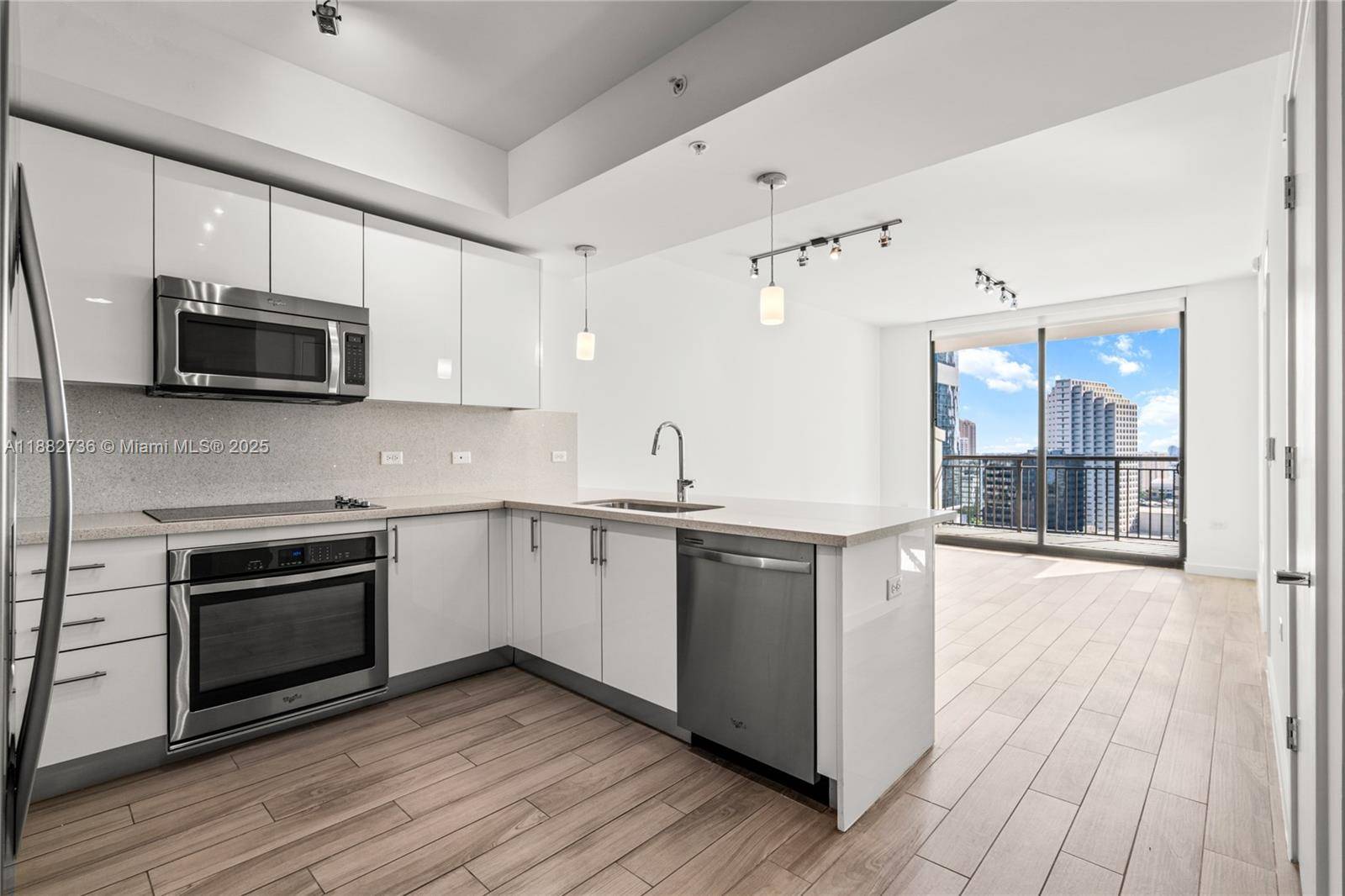 999 SW 1st AveMiami - Condo 5+ Stories,Condo condo unit 2208 - picture