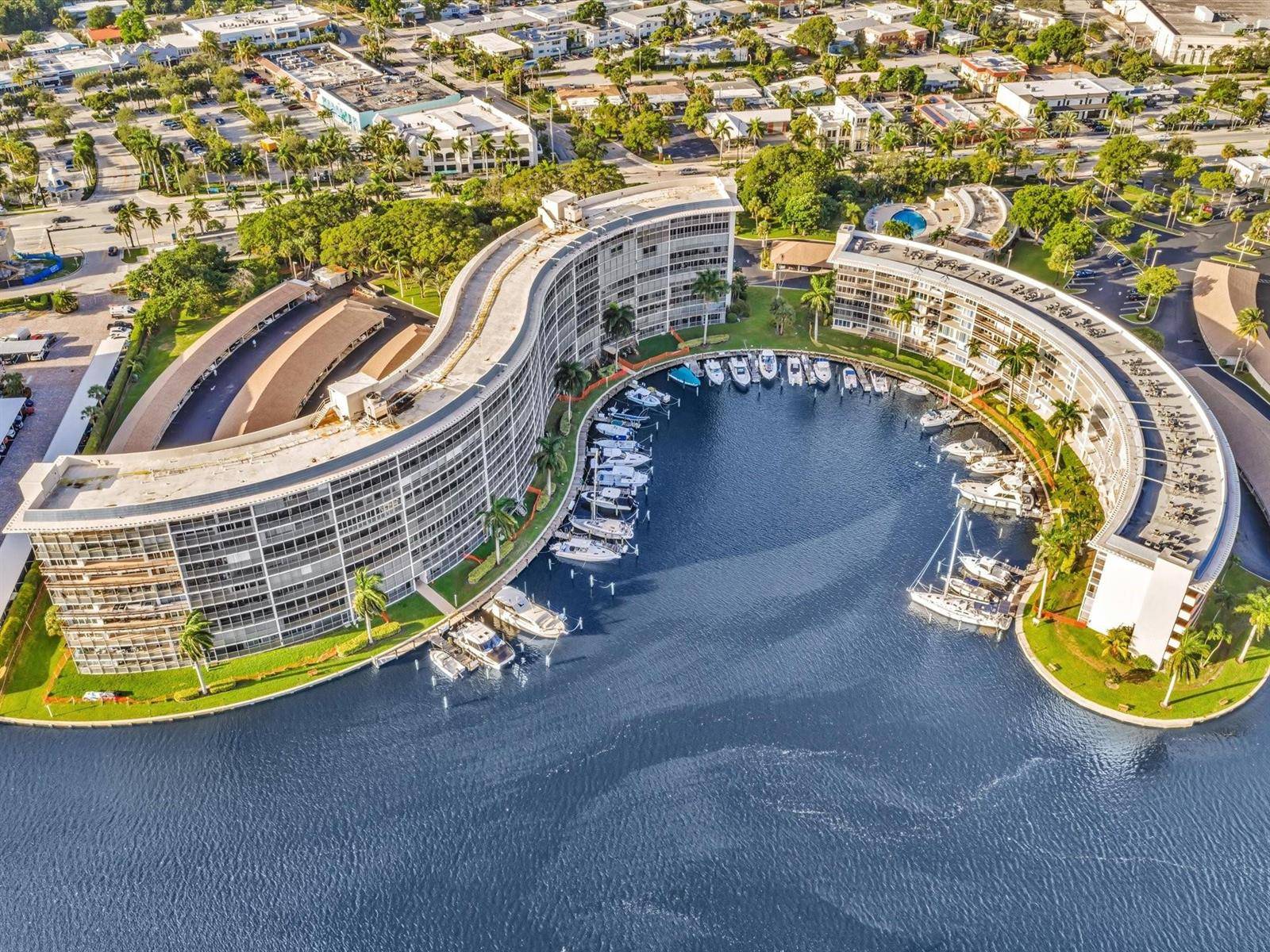 1537 E HillsboroDeerfield Beach - HILLSBORO COVE CONDO condo unit 438 - picture