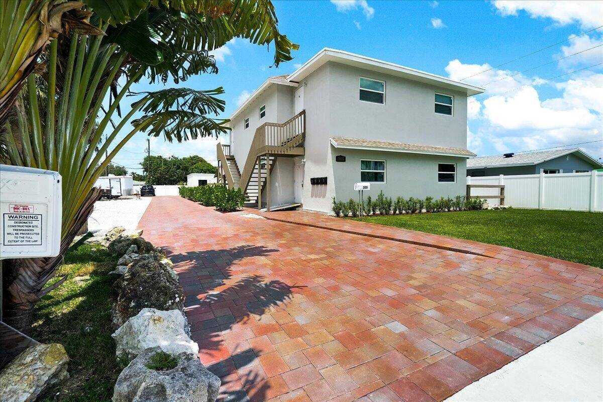 305 CypressLake Park - KELSEY CITY condo unit 1,2,3,4,5 - picture