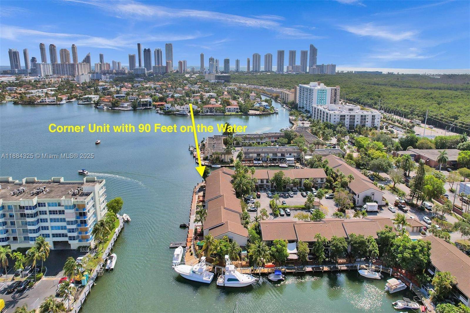 2725 NE 165th StNorth Miami Beach - Townhouse/Villa-Annual,Townhouse condo unit 2 - picture