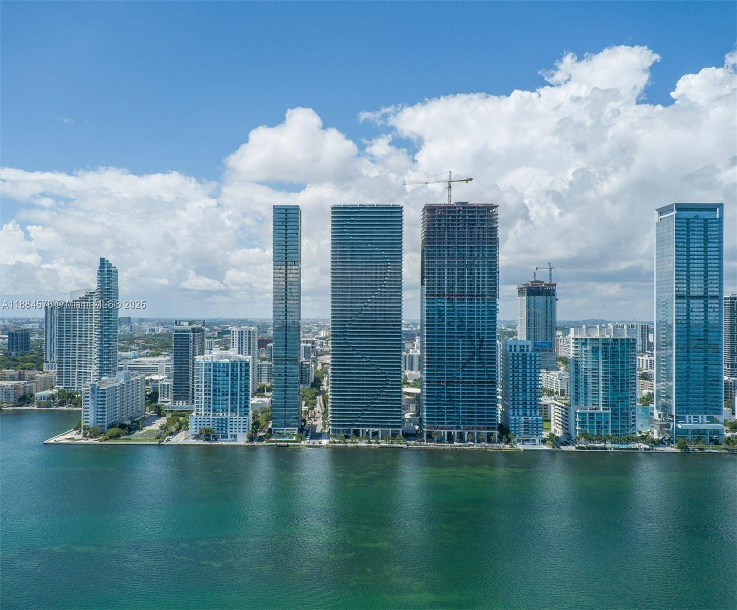 700 NE 24th StMiami - Condo 5+ Stories,Condo condo unit 903 - picture