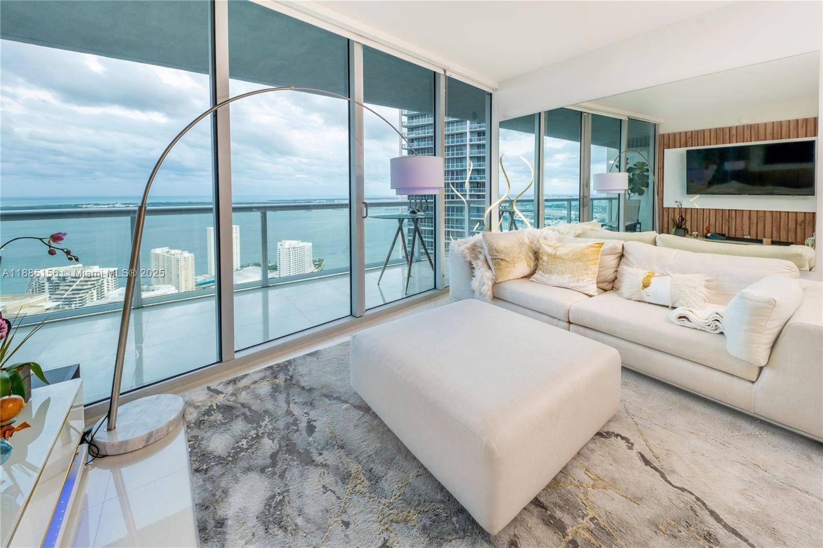 465 Brickell avMiami - Condo 5+ Stories,Condo condo unit 4705 - picture
