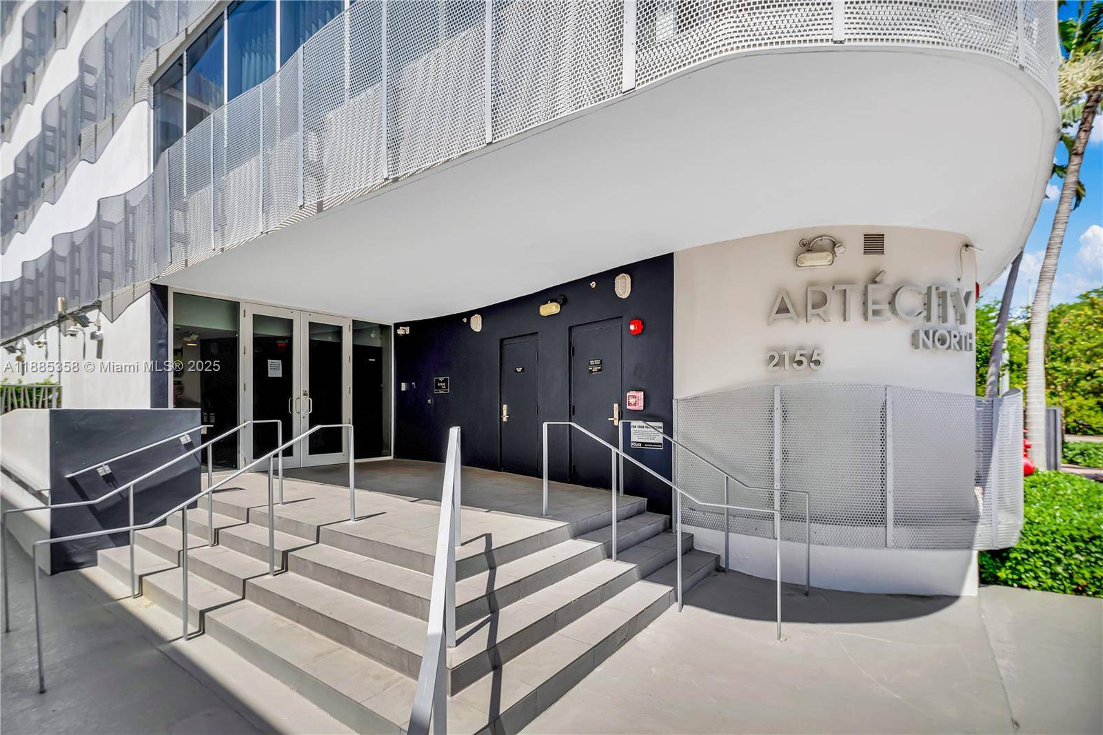 2155 Washington CtMiami Beach - Condo/Co-Op/Annual,Condo condo unit 402 - picture