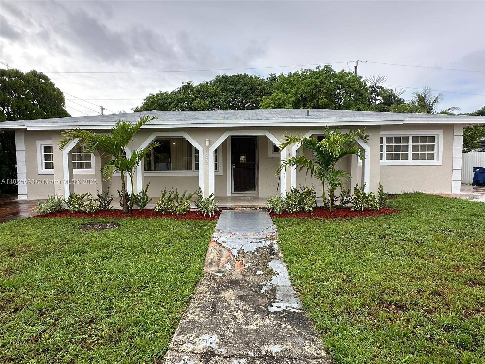 165 NW 192nd StMiami Gardens - picture