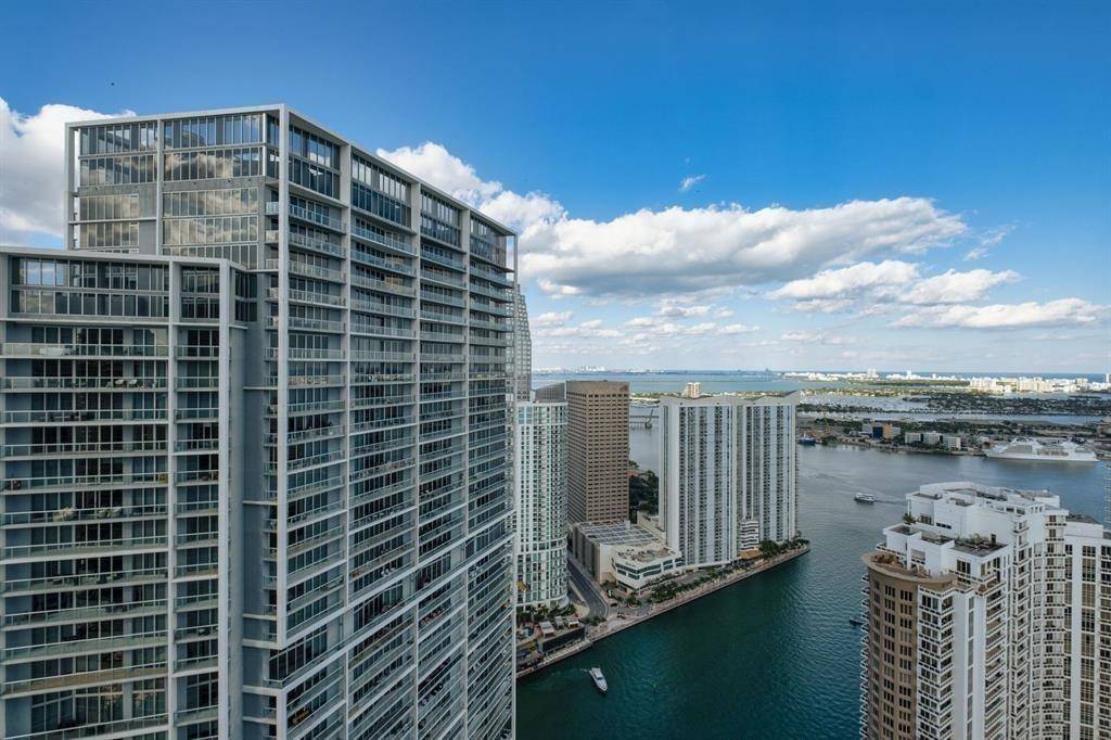 465 BrickellMiami - ICON BRICKELL CONDO NO,ICON BRICKELL CONDO condo unit 2706 - picture