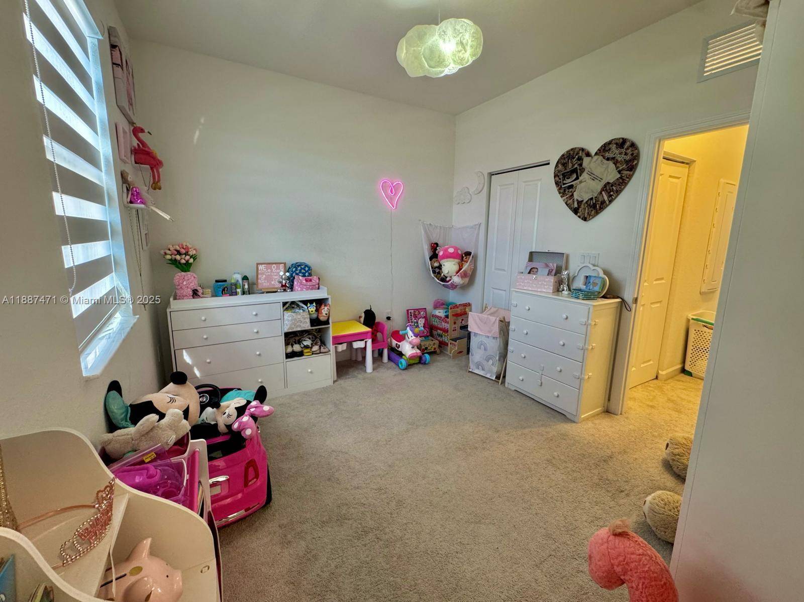 23541 SW 127th PlHomestead - picture
