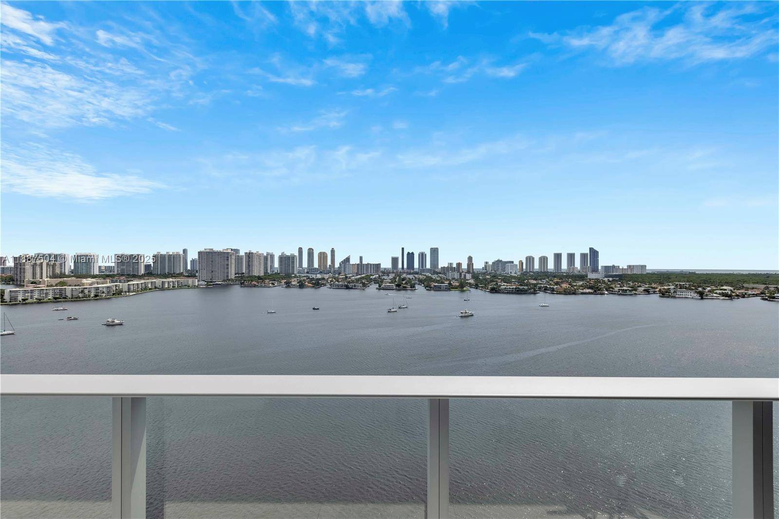 17111 Biscayne BlvdNorth Miami Beach - Condo/Co-Op/Annual,Condo condo unit 1709 - picture