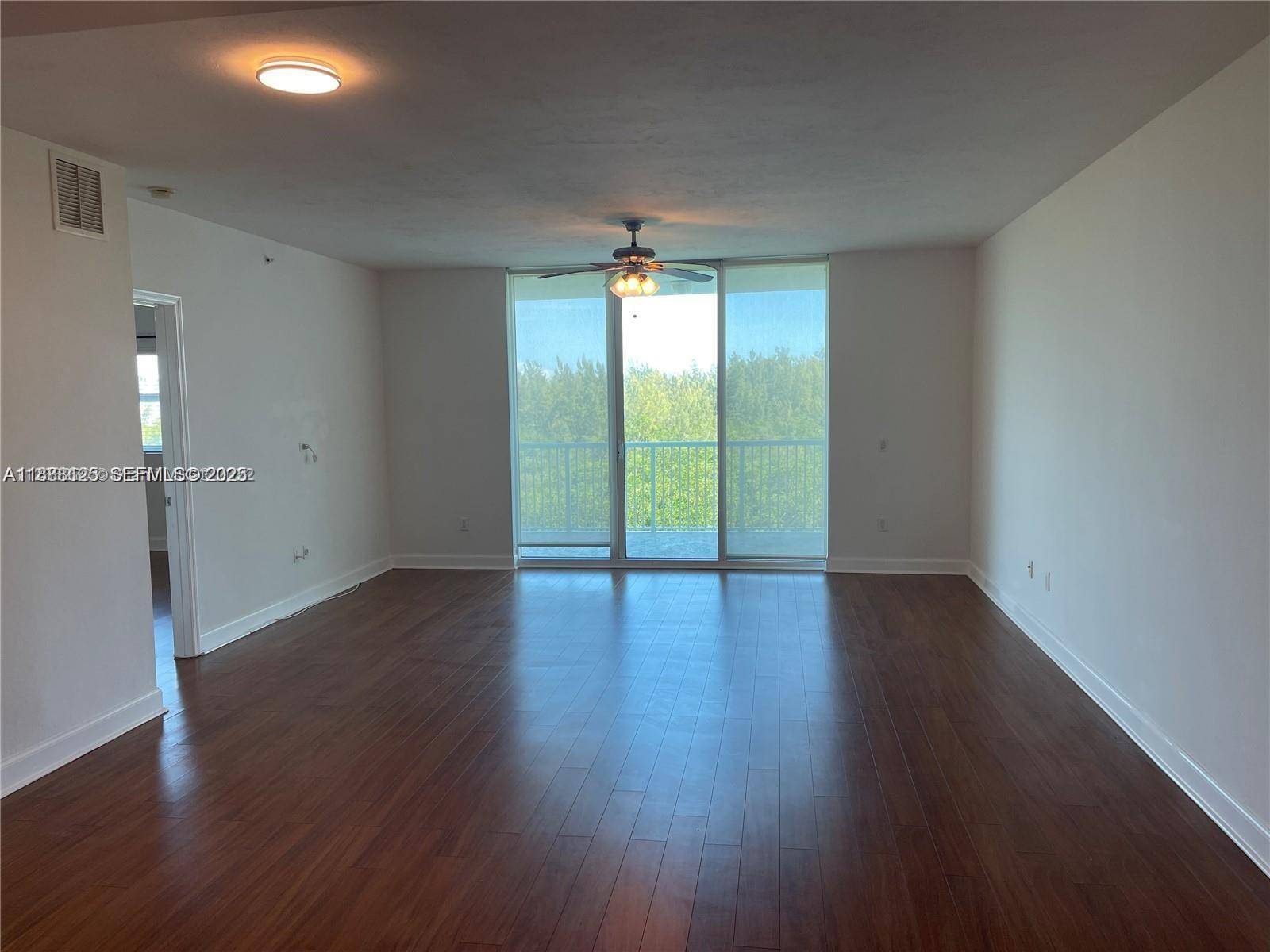 15051 ROYAL OAKS LNNorth Miami - Condo/Co-Op/Annual,Condo condo unit 1501 - picture