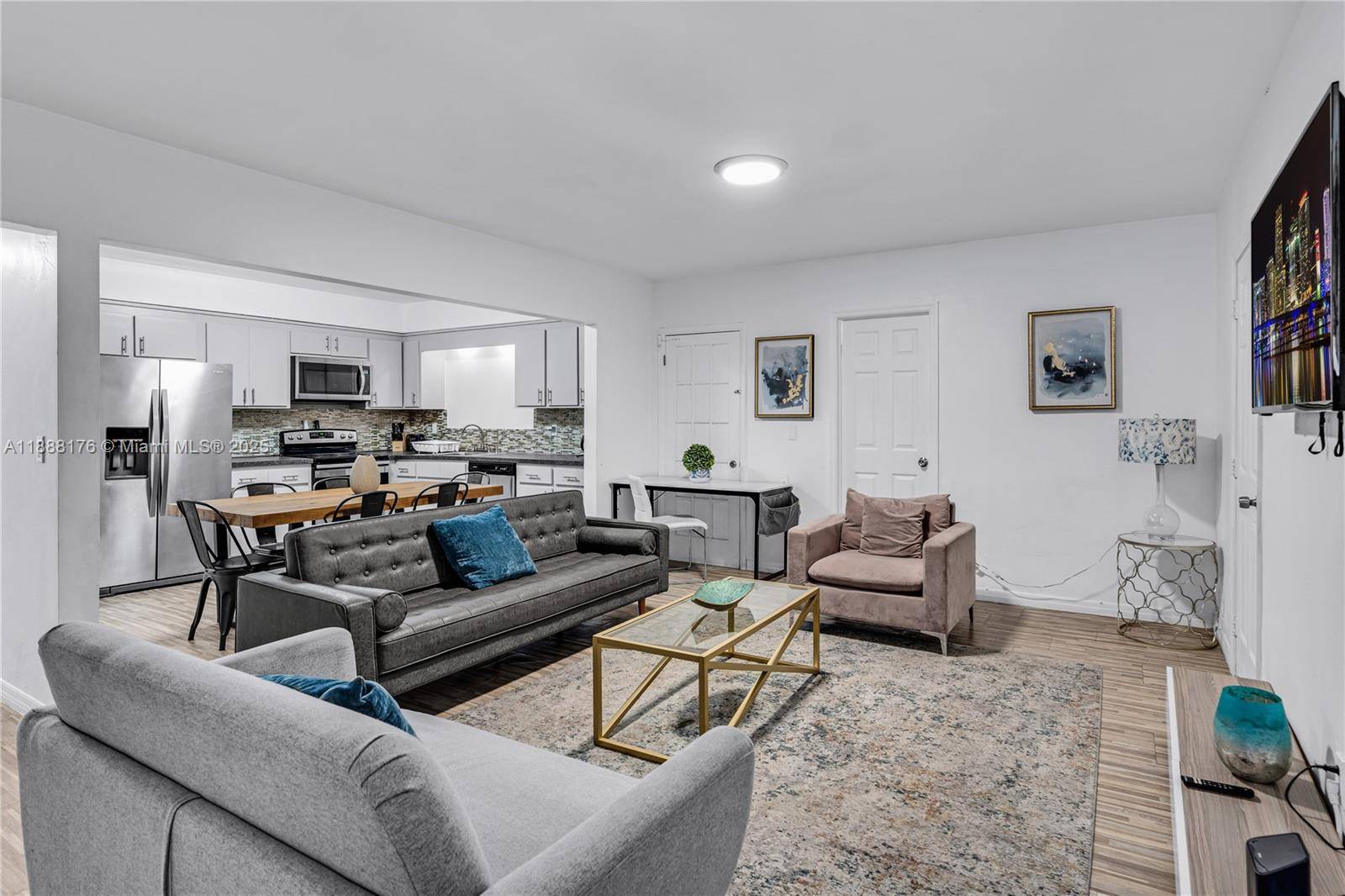 977 SW 10th St.Miami - Duplex/Tri/Quad-Annual,Multi Family condo unit 927 - picture