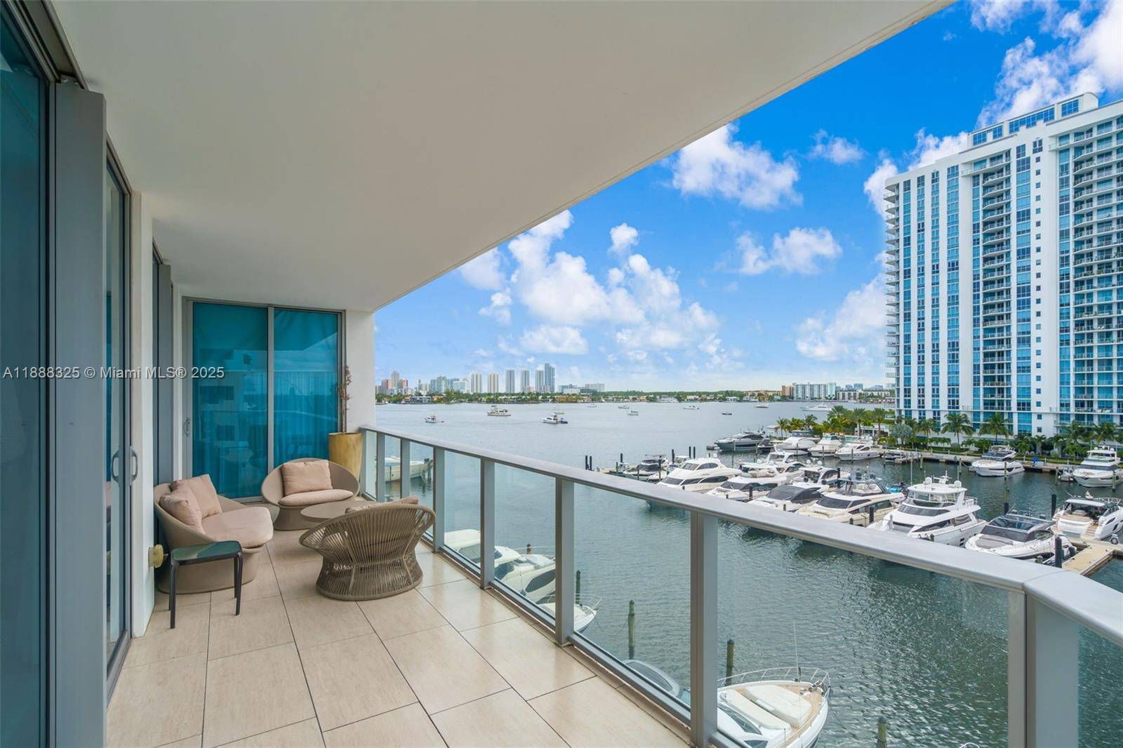 17301 Biscayne BlvdNorth Miami Beach - Condo 5+ Stories,Condo condo unit 501 - picture