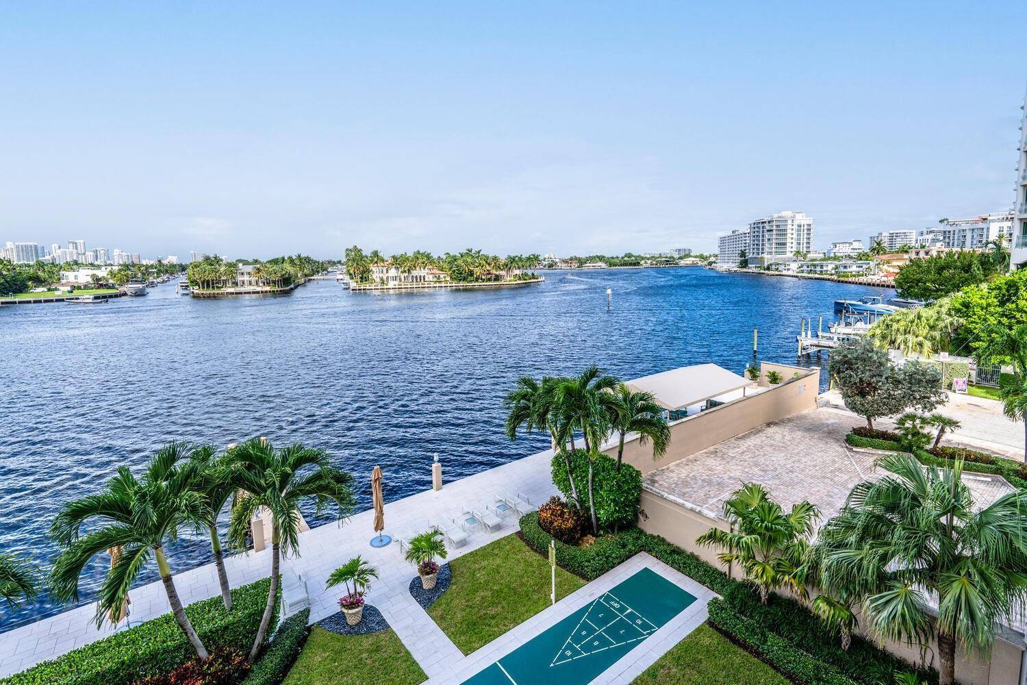 215 N BirchFort Lauderdale - Co-Op condo unit 4c - picture