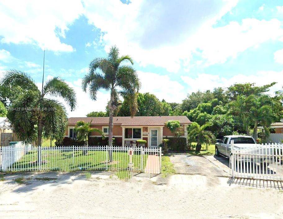 17935 NW 44th CtMiami Gardens - picture