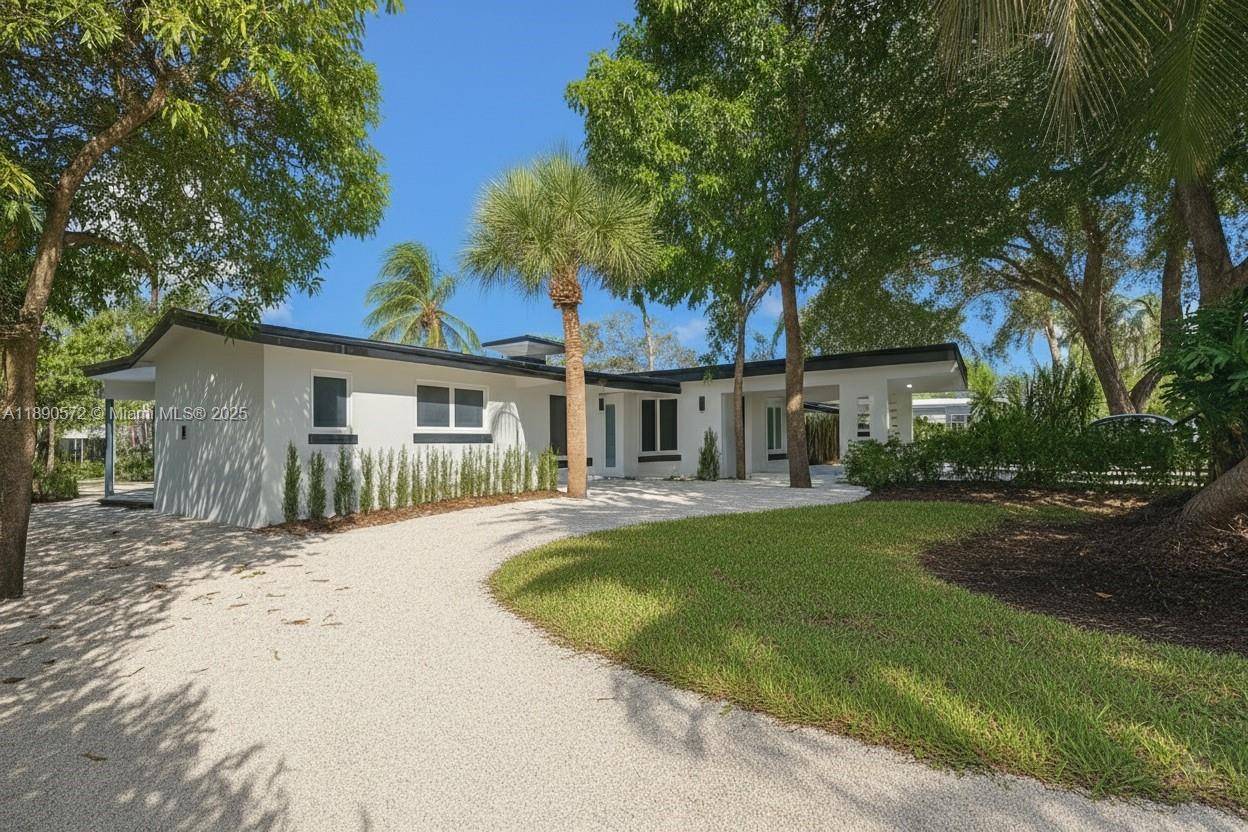 3801 NE 16th TerOakland Park - picture