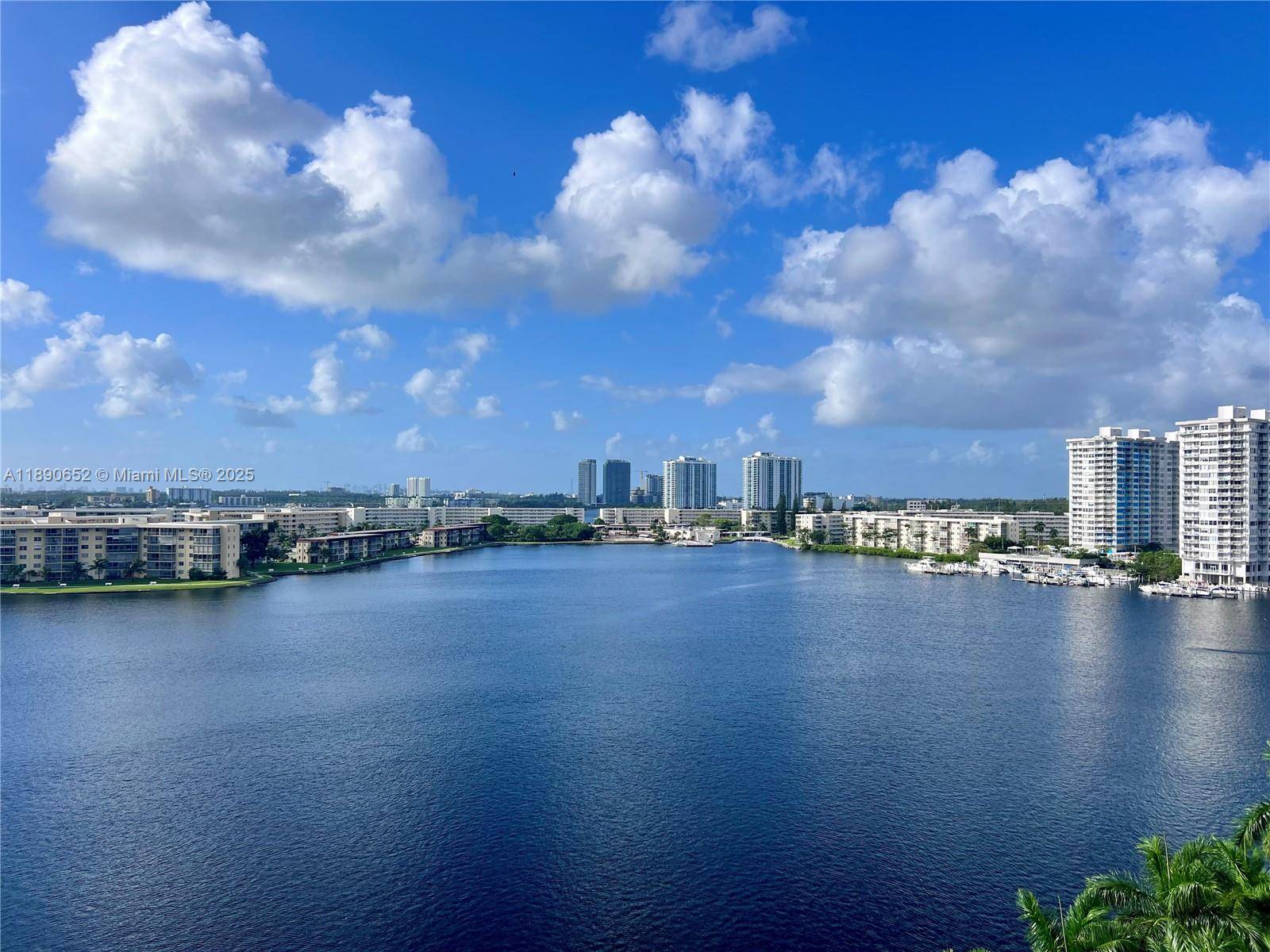 2851 NE 183rd StAventura - Condo/Co-Op/Annual,Condo condo unit 1017E - picture