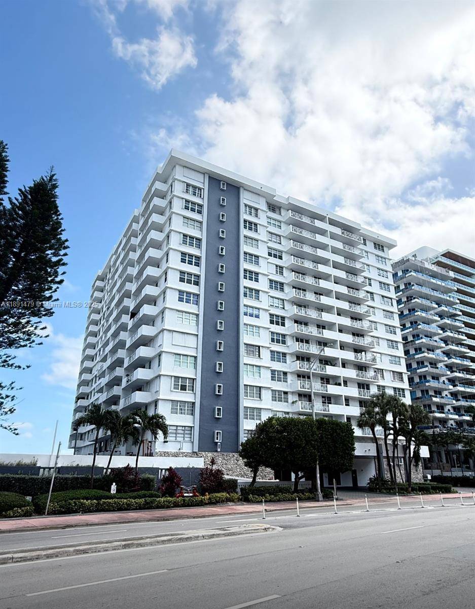 5825 Collins AveMiami Beach - Condo 5+ Stories,Condo condo unit 7B - picture