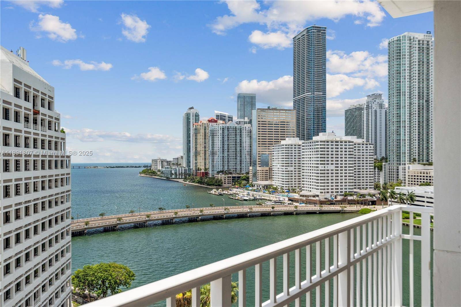 701 Brickell Key BlvdMiami - Condo 5+ Stories,Condo condo unit 1411 - picture