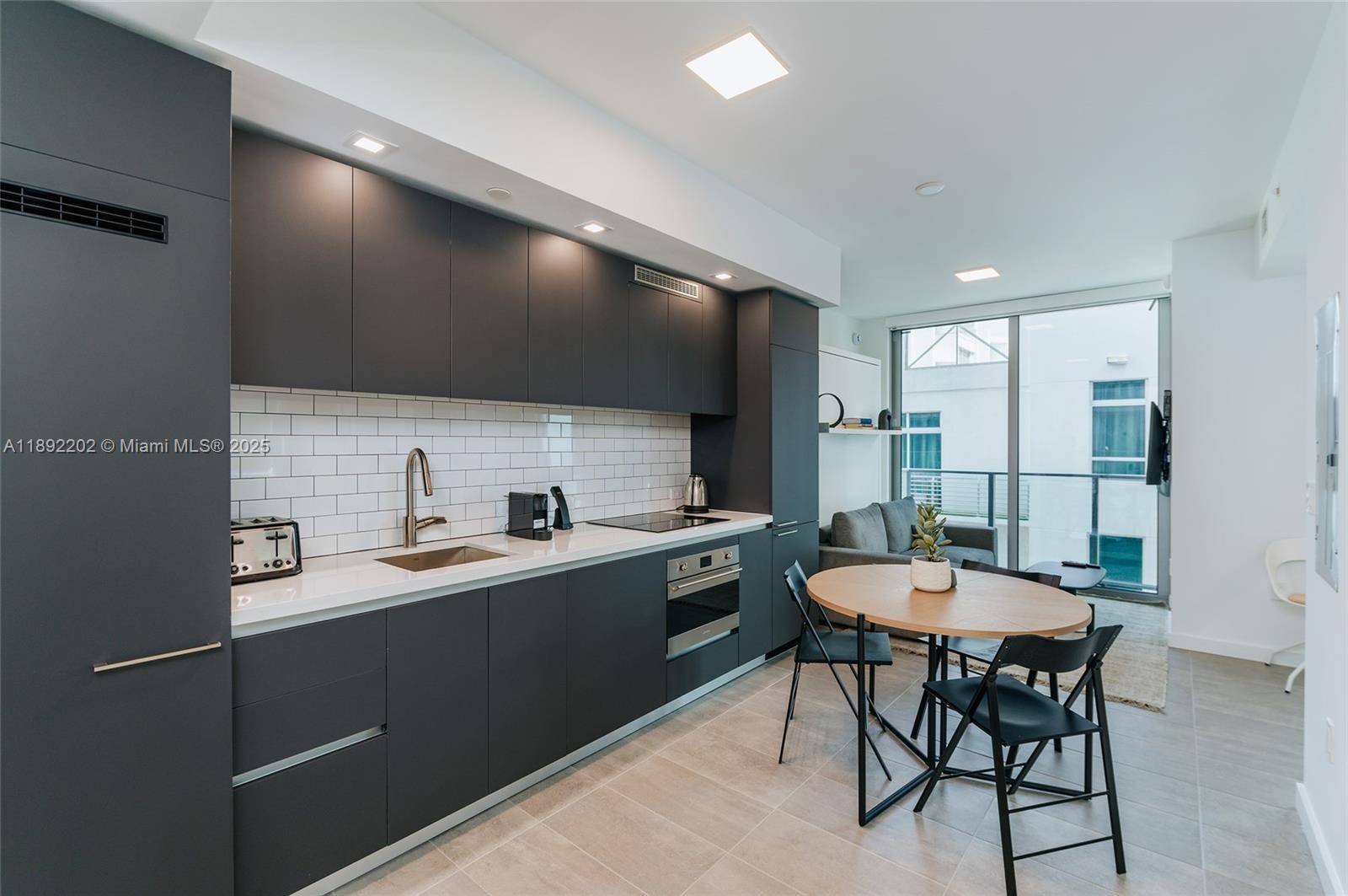 227 NE 2nd StMiami - Condo 5+ Stories,Condo condo unit 2508 - picture