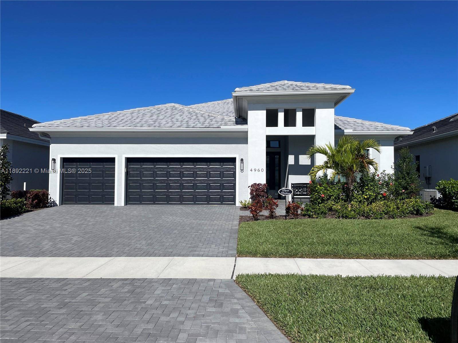 4960 Surfside CircleBradenton - picture
