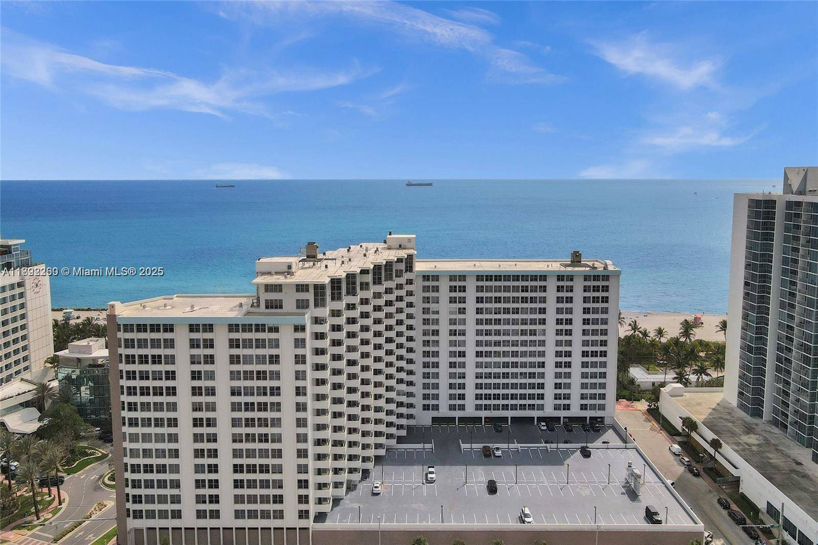 2899 Collins AveMiami Beach - Condo 5+ Stories,Condo condo unit 736 - picture