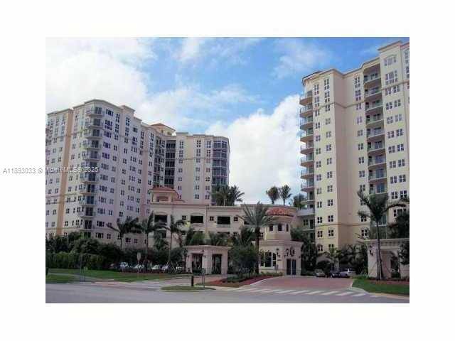 20000 E Country Club DrAventura - Condo/Co-Op/Annual,Condo condo unit 614 - picture