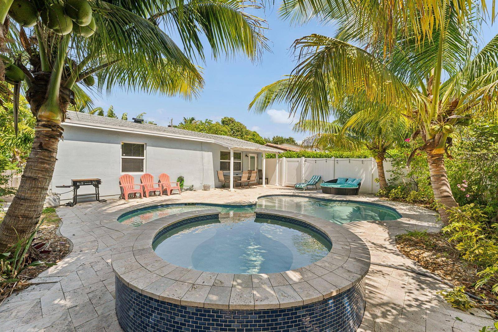 1631 N AndrewsFort Lauderdale - picture